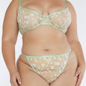 NWT Savage X Fenty Daisy Bra and Panty Set